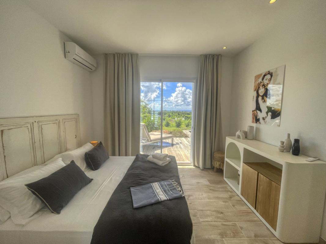 19.Location villa piscine vue mer St François Guadeloupe_Suite 2
